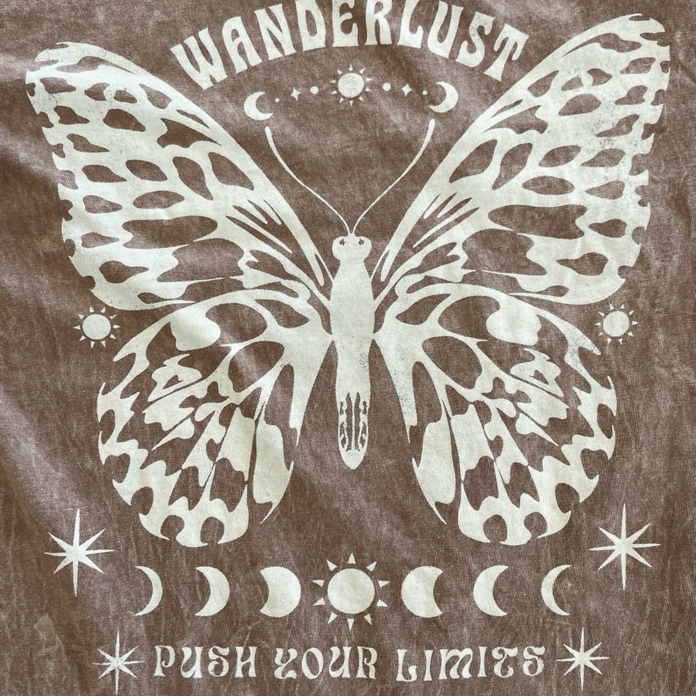 Lotus Fashion LA | Brown Graphic Tee with Butterfly Design | Size Small
